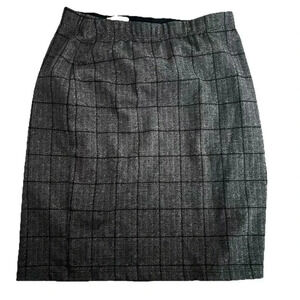 Women’s Max Studio Skirt Size Small